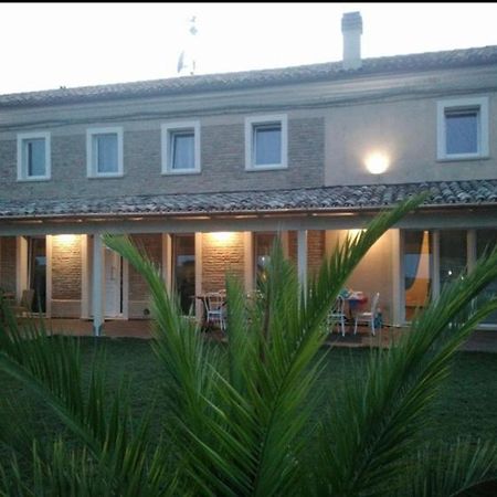 Hotel Quattro Stagioni à Fano Extérieur photo