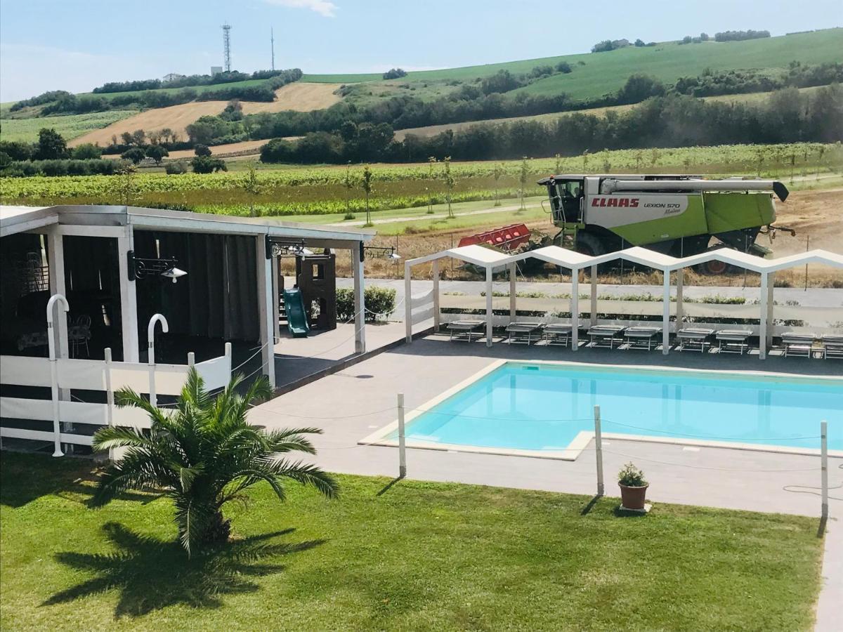 Hotel Quattro Stagioni à Fano Extérieur photo