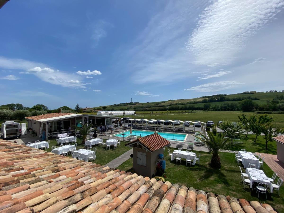 Hotel Quattro Stagioni à Fano Extérieur photo