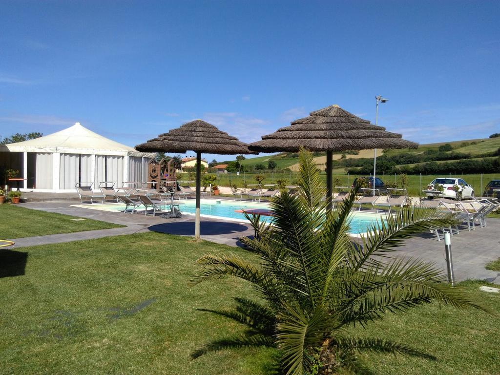 Hotel Quattro Stagioni à Fano Extérieur photo