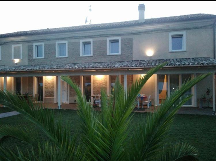 Hotel Quattro Stagioni à Fano Extérieur photo